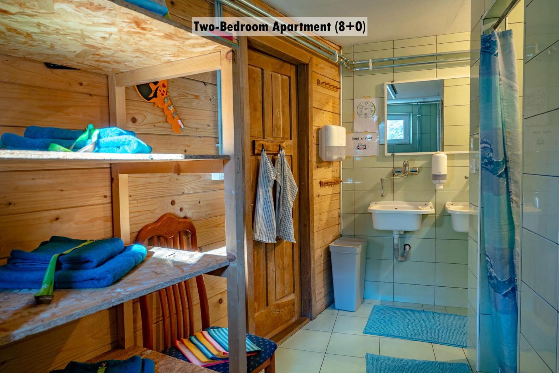 Apartments Farm House Uric Jesenice Extérieur photo
