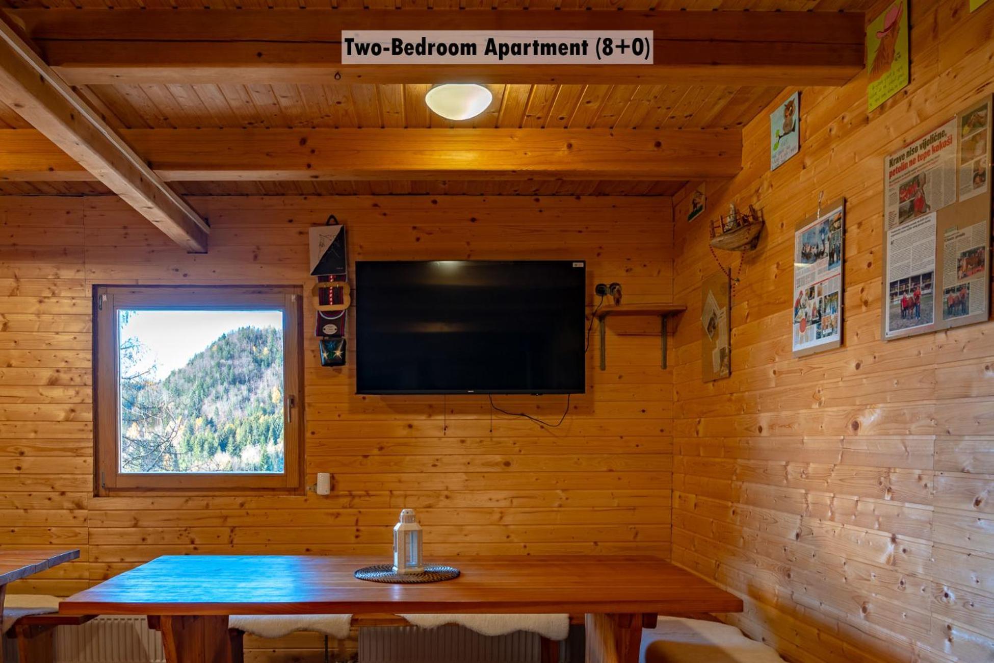 Apartments Farm House Uric Jesenice Extérieur photo