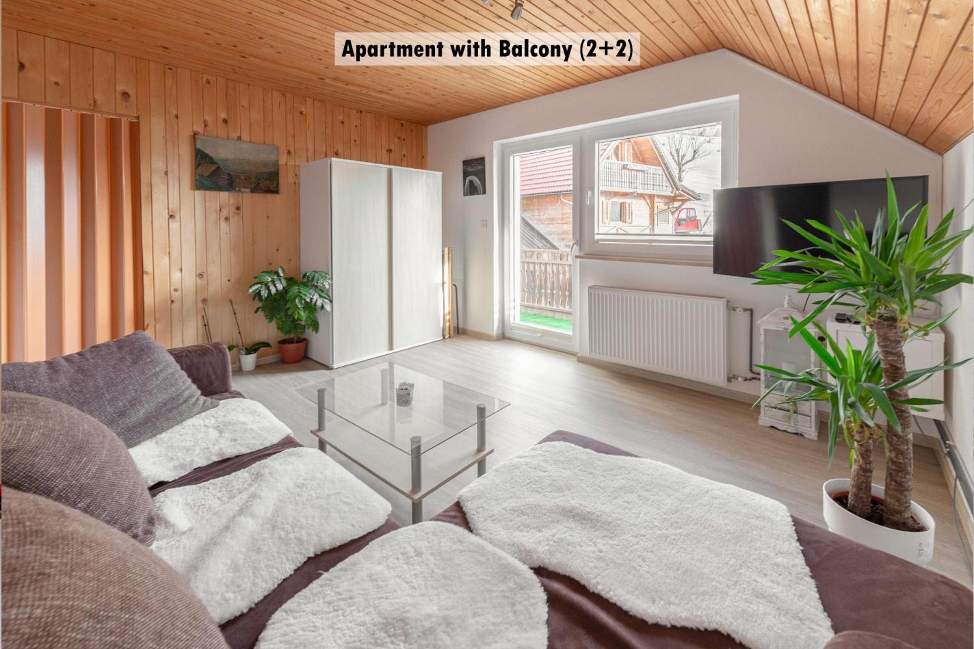 Apartments Farm House Uric Jesenice Extérieur photo
